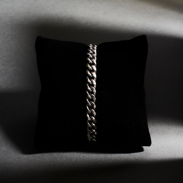 Chic Silver Link Bracelet