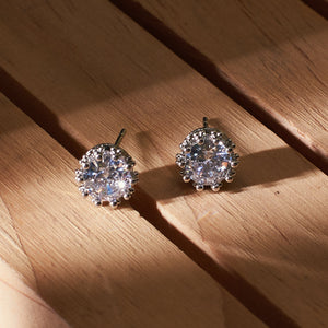 Daydream Luster Studs - Salty Accessories