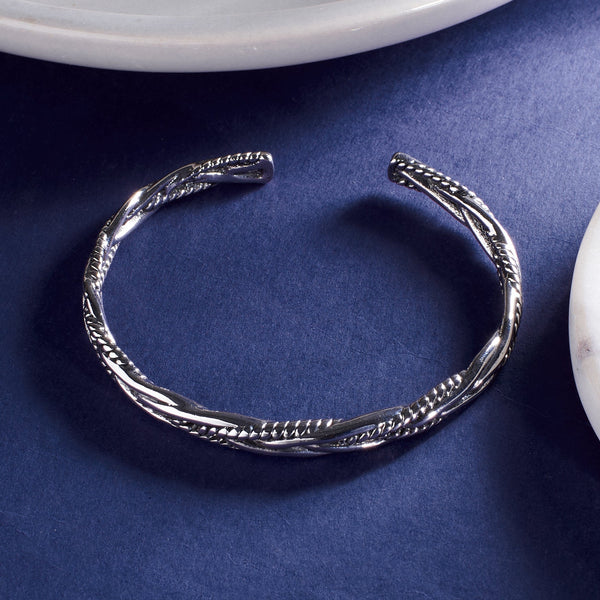 Macho Silver Band
