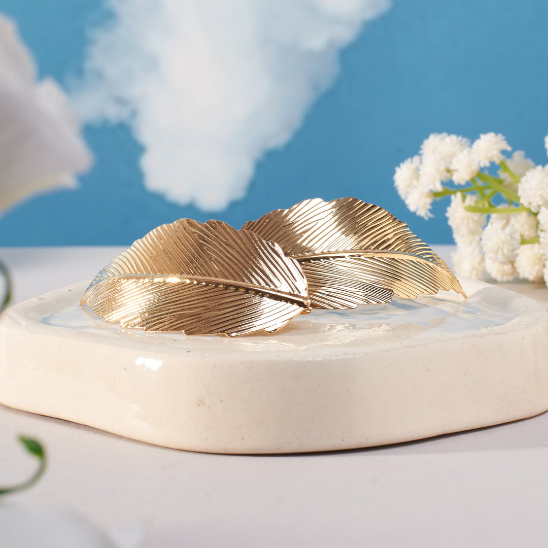 Leafy Vibe Gold Earring