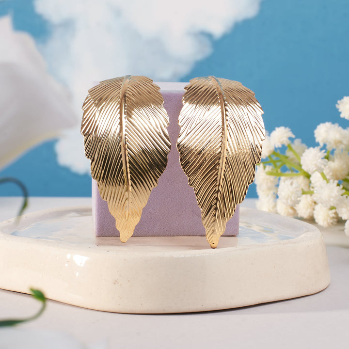 Leafy Vibe Gold Earring