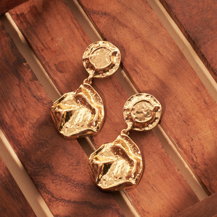 Round Sculpted Gold Earring