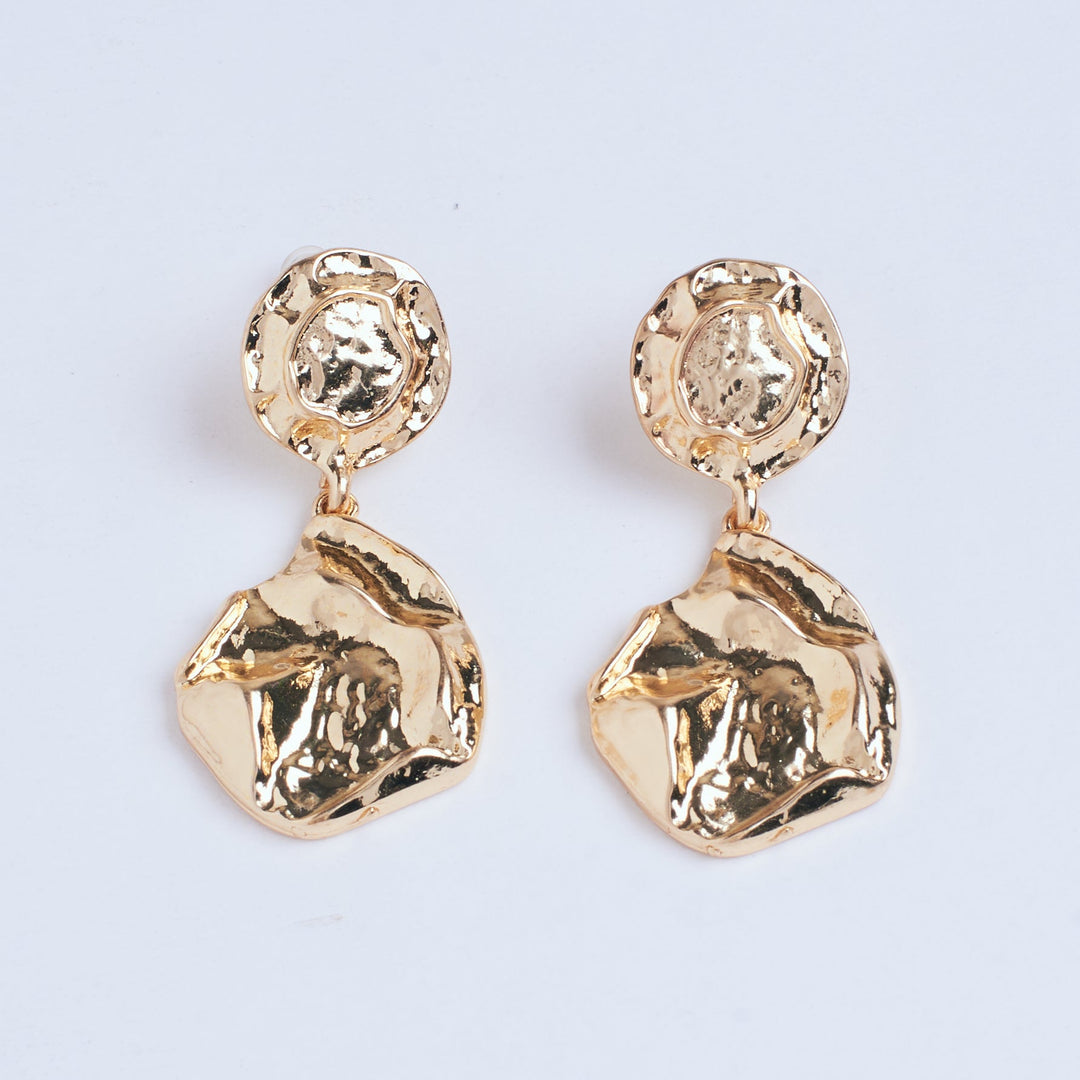 Round Sculpted Gold Earring