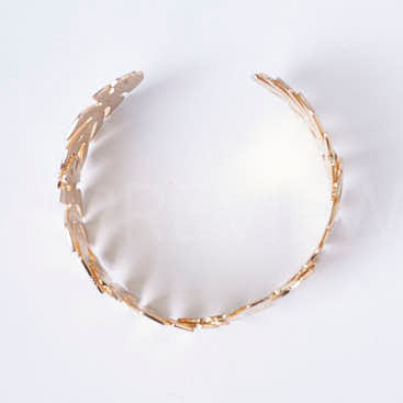 Glitzy Topical Gold Bracelet