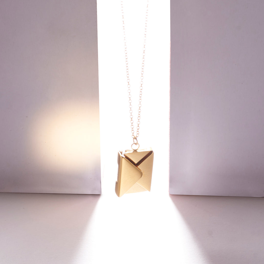 Love Letter Necklace - Gold - Salty Accessories