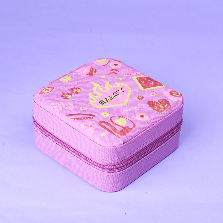 Salty Vault (Jewellery not included )