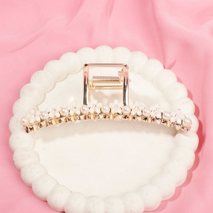 Aria Pearl Claw Clip