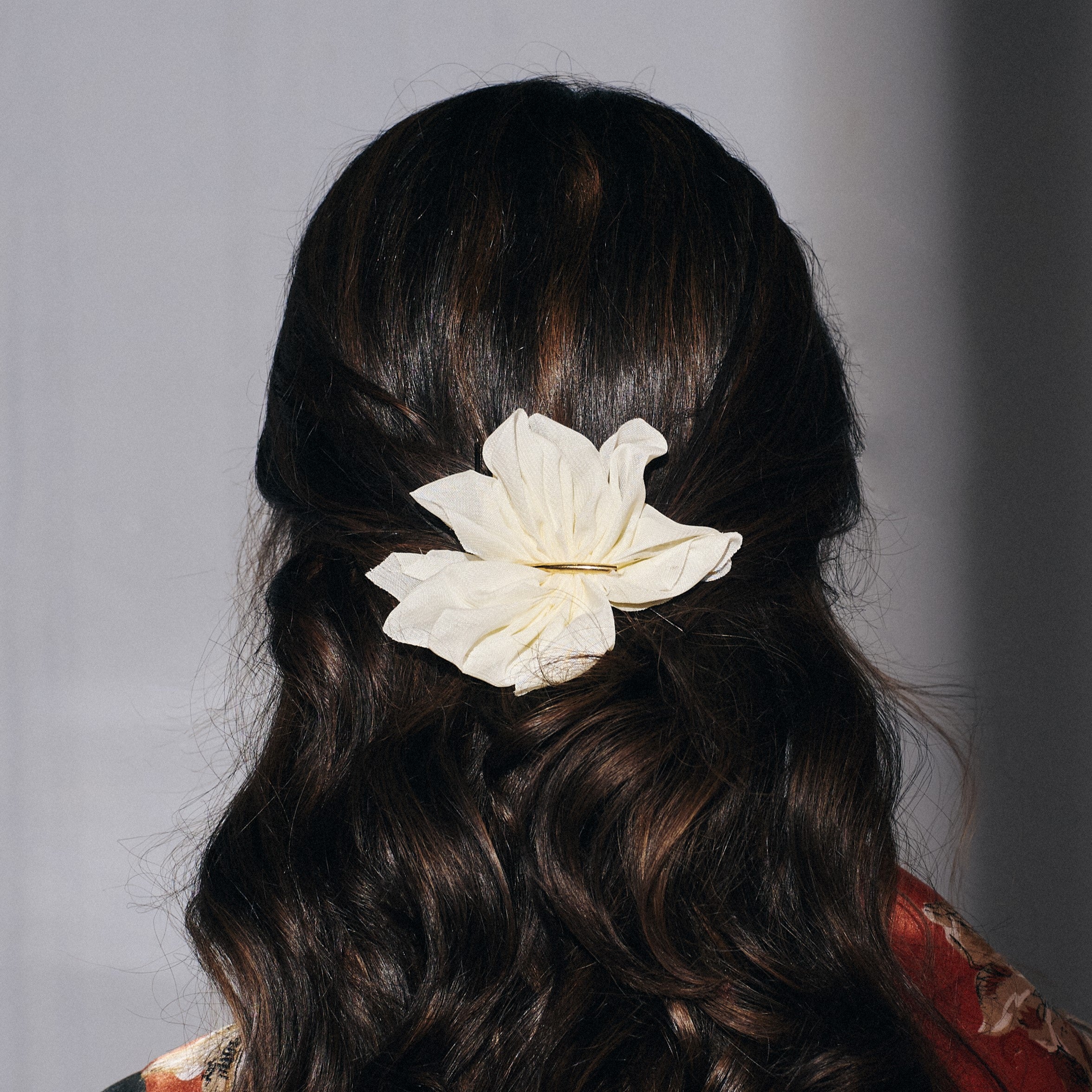 Bride Ruffle Hair Pin