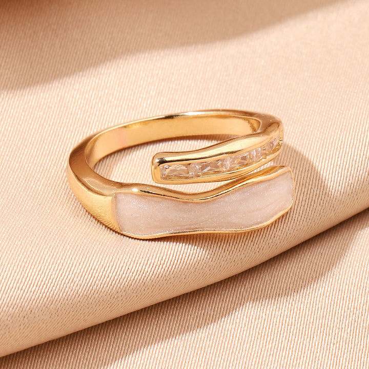 Sculpted Gold Ring | Salty