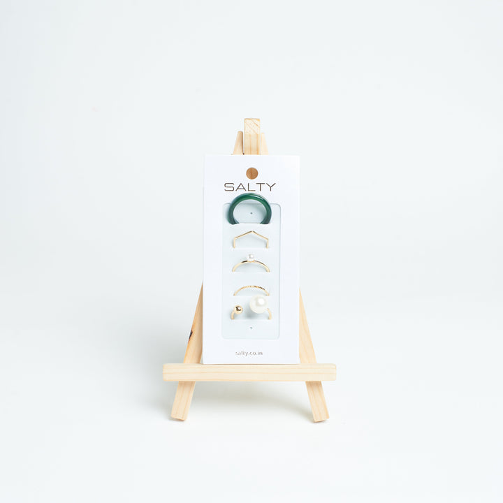 Set Of 5 Emerald Pearl Rings