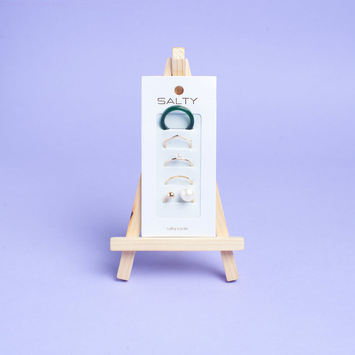 Set Of 5 Emerald Pearl Rings