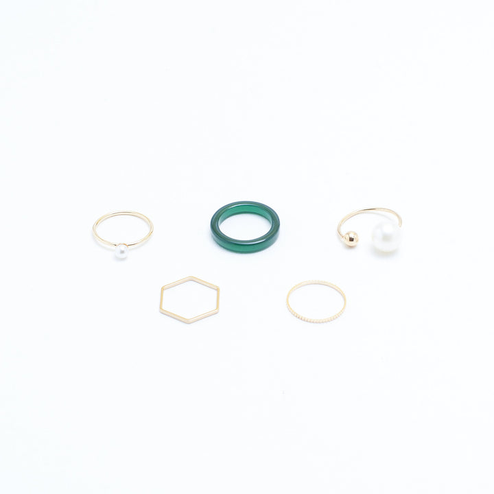 Set Of 5 Emerald Pearl Rings