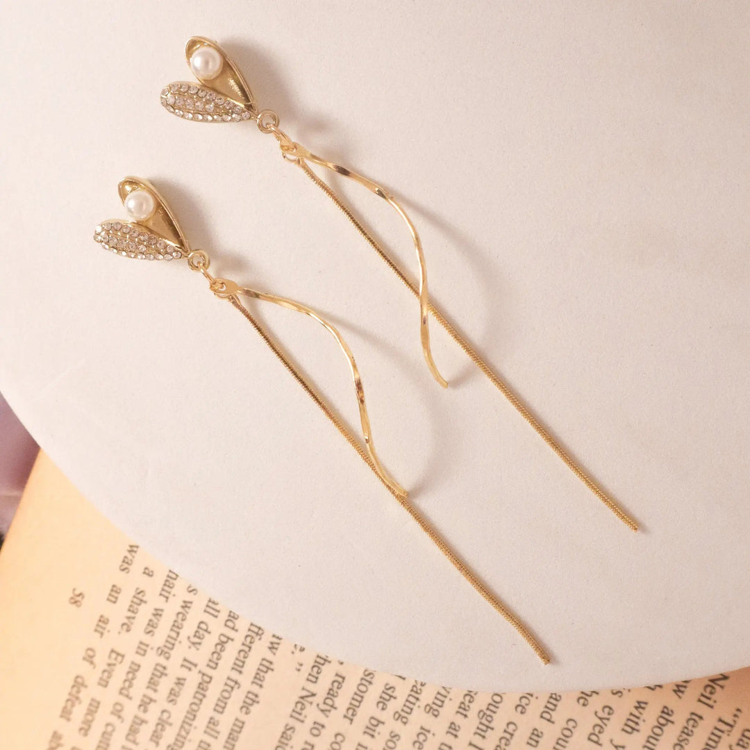 Shell Pearl Tassel Earrings