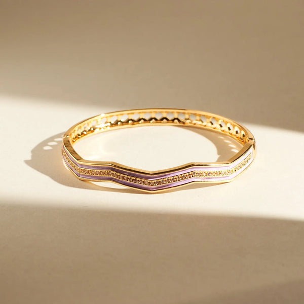 Sleek and Stylish Bangle