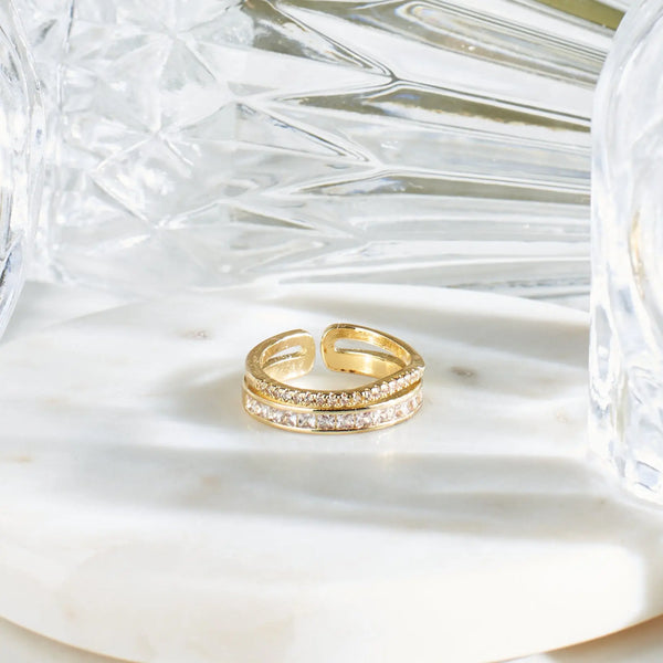 Solid Stunner Golden Ring