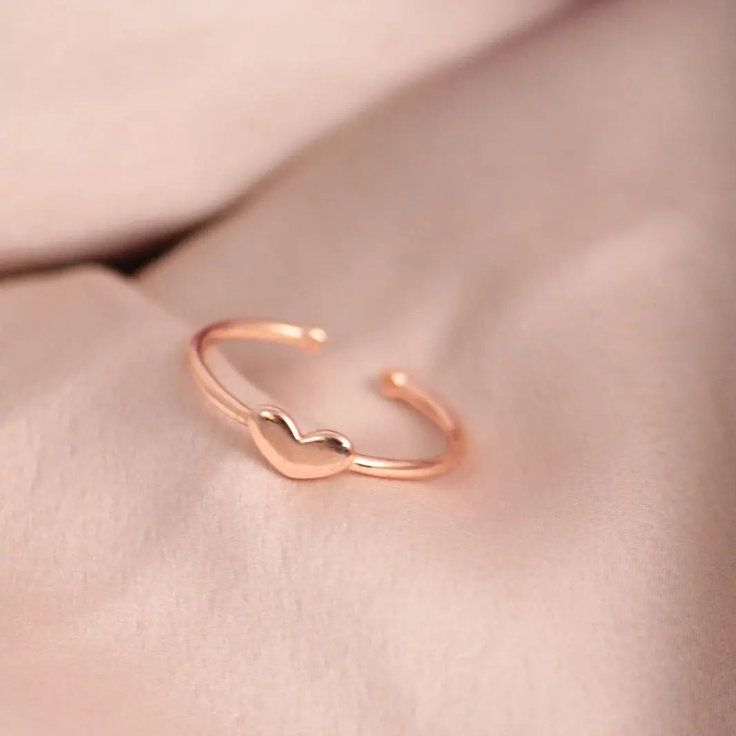Solid heart charm gold ring - Salty Accessories