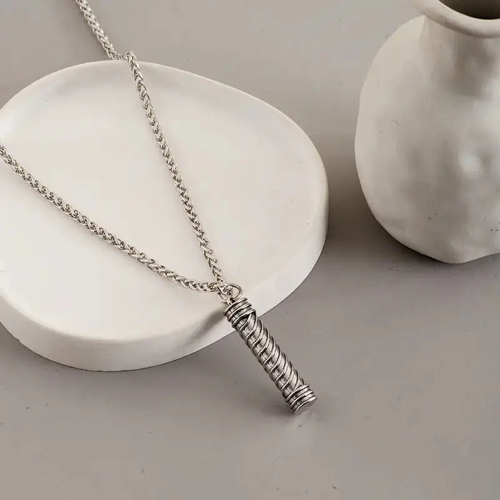 Spiffy Silver Chain