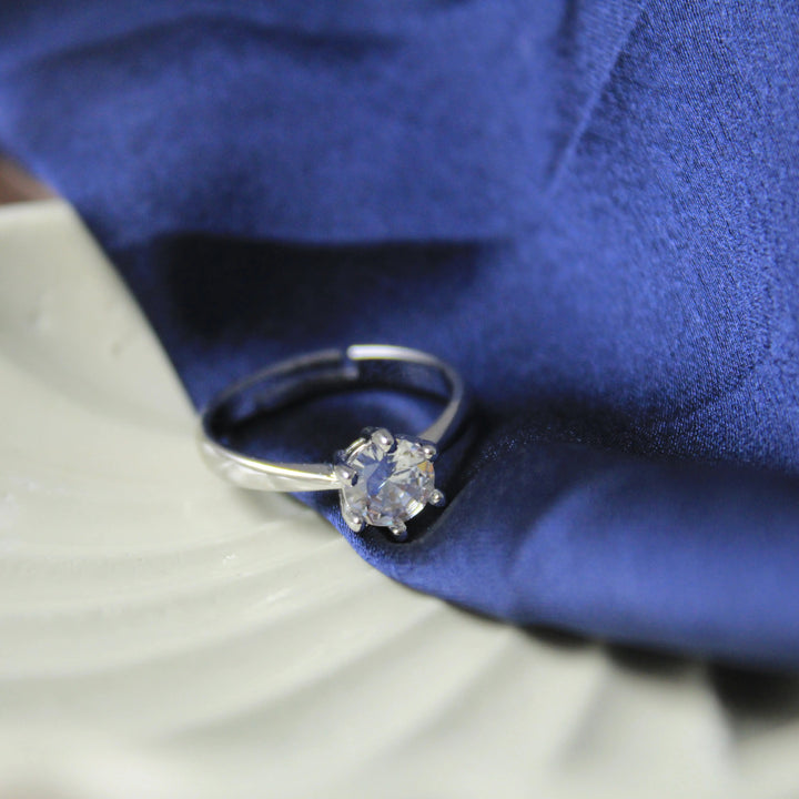 Splendid Crystal Silver Ring - Salty Accessories