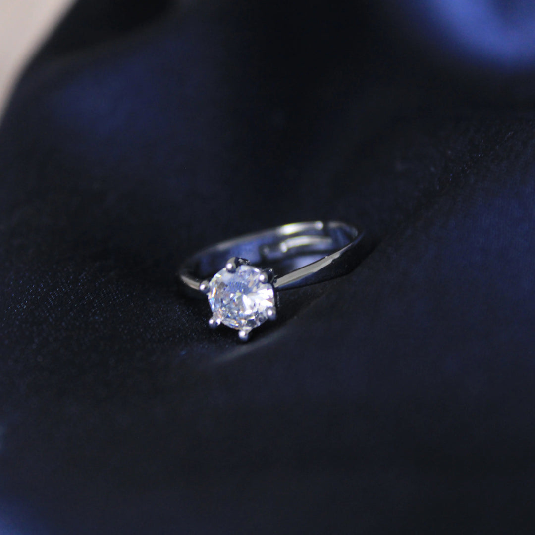 Splendid Crystal Silver Ring - Salty Accessories