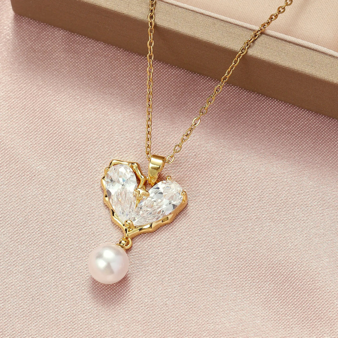 Charming Stone Heart Pearl Necklace - Salty Accessories
