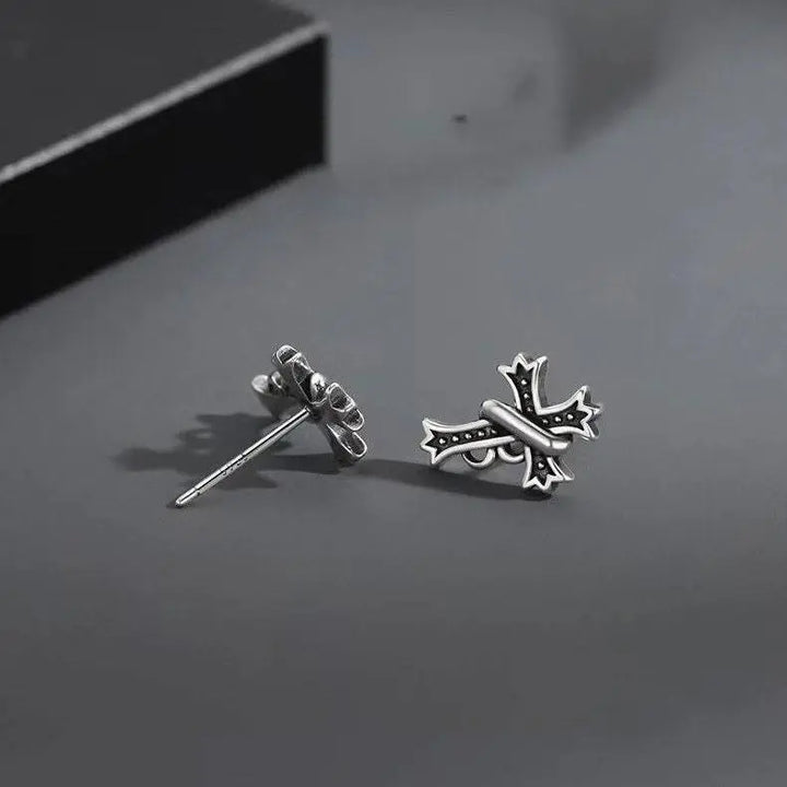 Suave X-Mark Studs