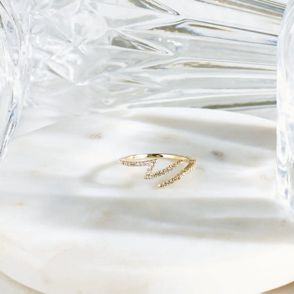 Subtle Gem Golden Ring