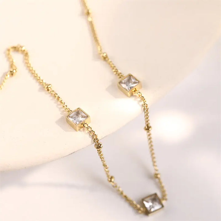 Supercali Diamond Necklace - Gold