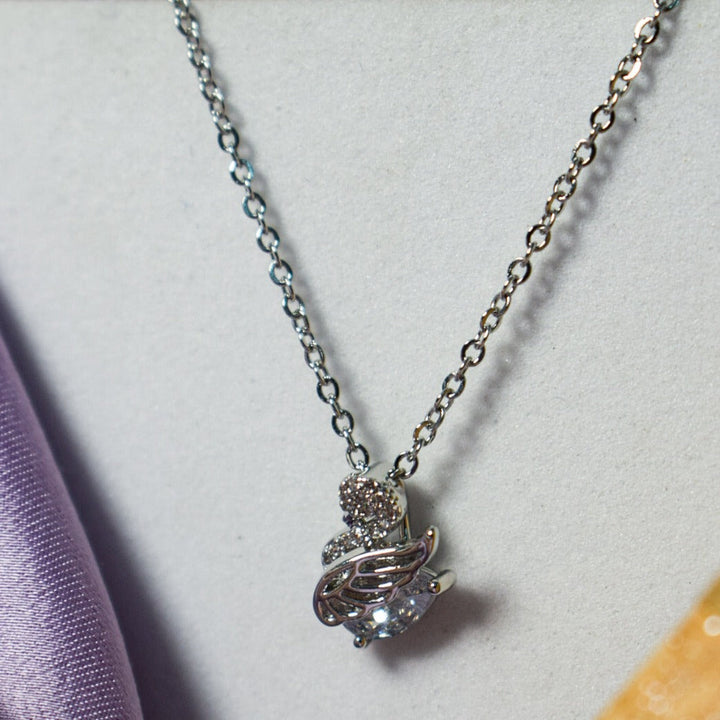 Swan's Radiant Allure Necklace - Salty Accessories