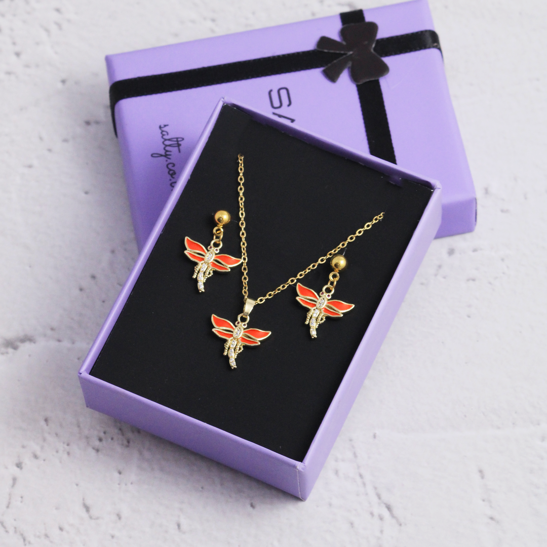 Sweet Hurricane Earrings and Necklace Set