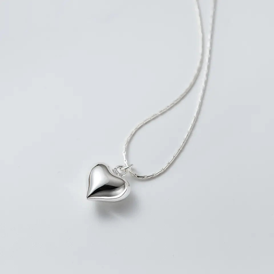 Sweetheart's Embrace Silver Necklace