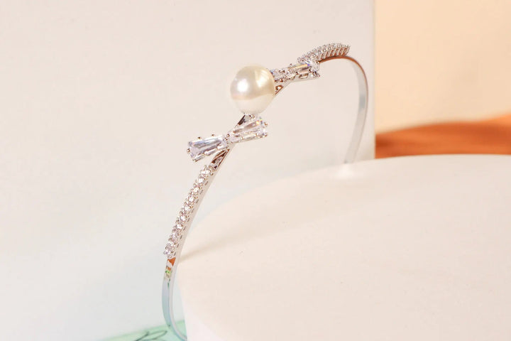 The Queen's Pearl Cuff - Salty Accessories