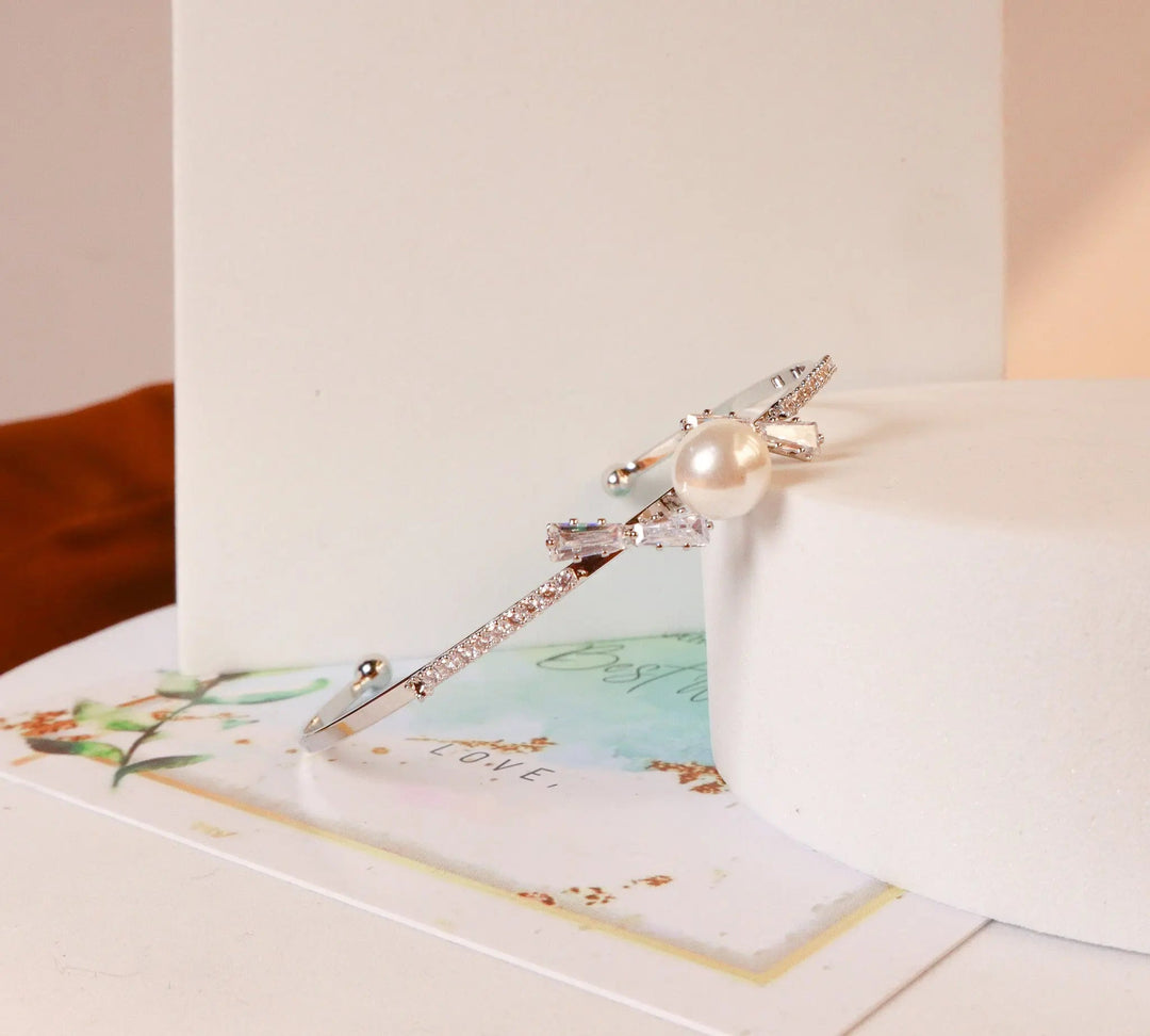 The Queen's Pearl Cuff - Salty Accessories