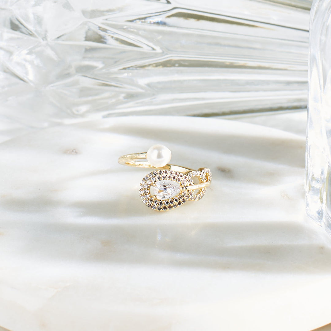 Timeless Gold Signet Ring - Salty Accessories