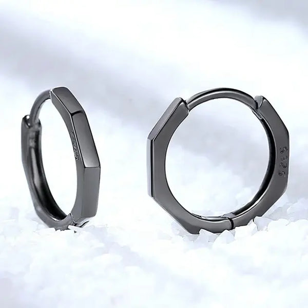 Titan Twists Black Earrings