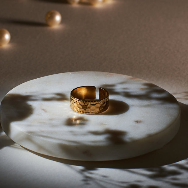 Tranquil Bold Ring