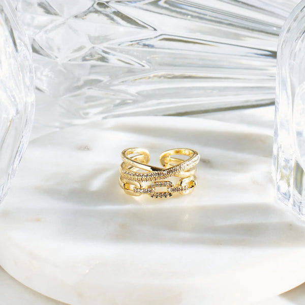 Urban Glamour Golden Ring