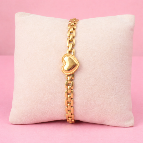 Love is in the Air Gift Box