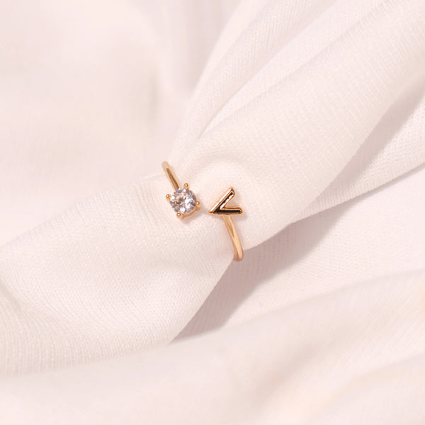 "V" Crystal Ring