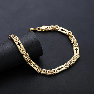 Valor Cross Link Bracelet - Gold | Salty