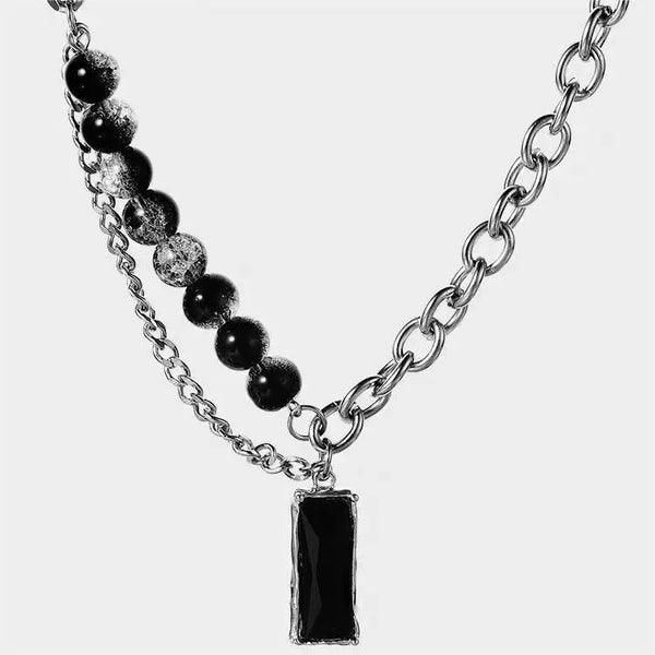 Vanta Pendant Necklace
