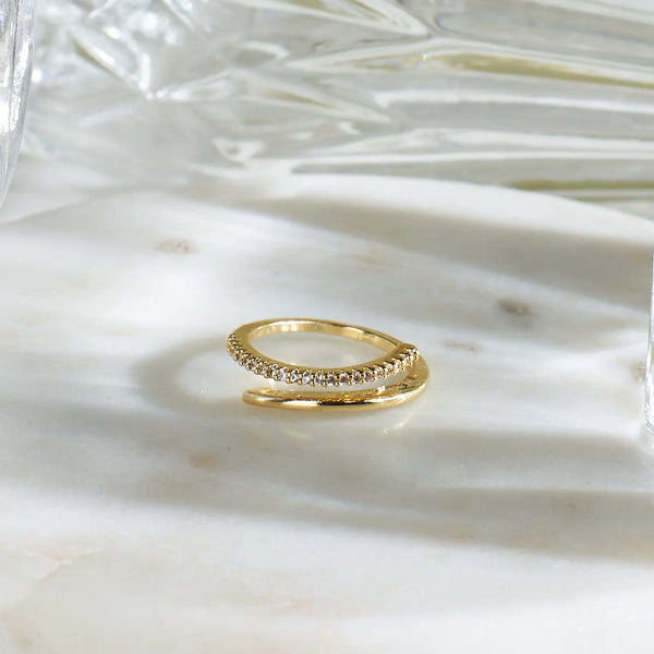 Velvet Vow Golden Ring