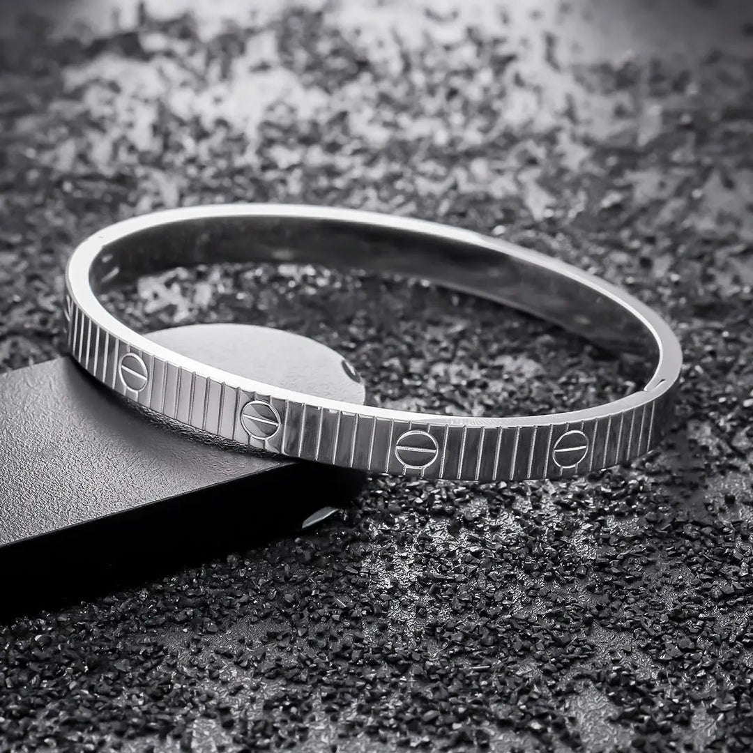 Vertex Screw Bangle Bracelet | Salty