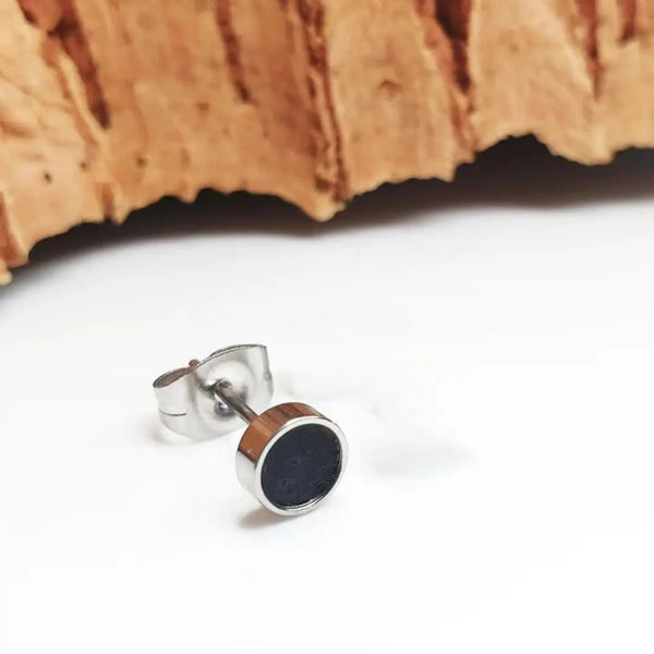 Vogue Black Stud (1 Side)