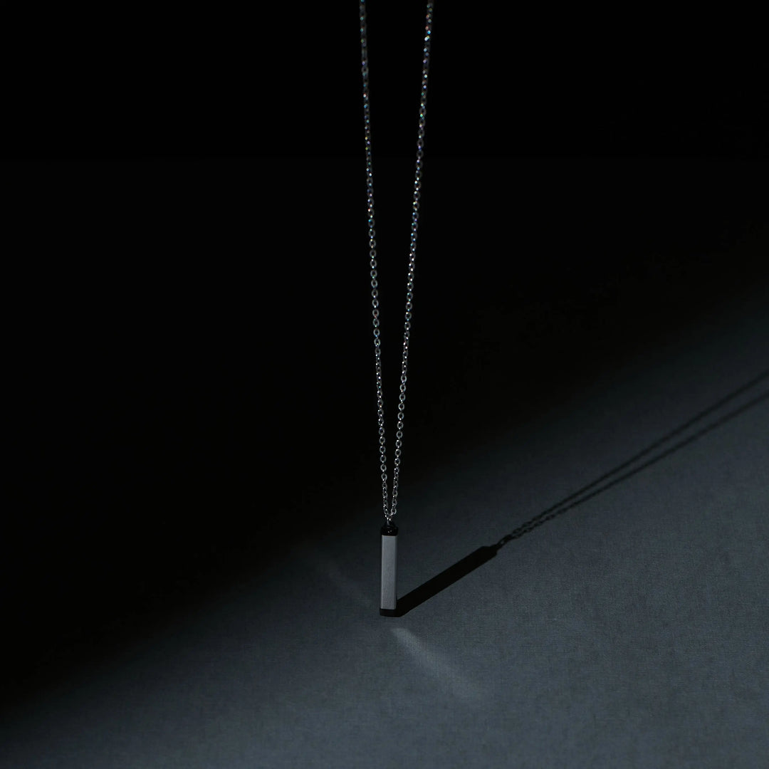 Voluptuous Sliding Black Necklace - Salty Accessories
