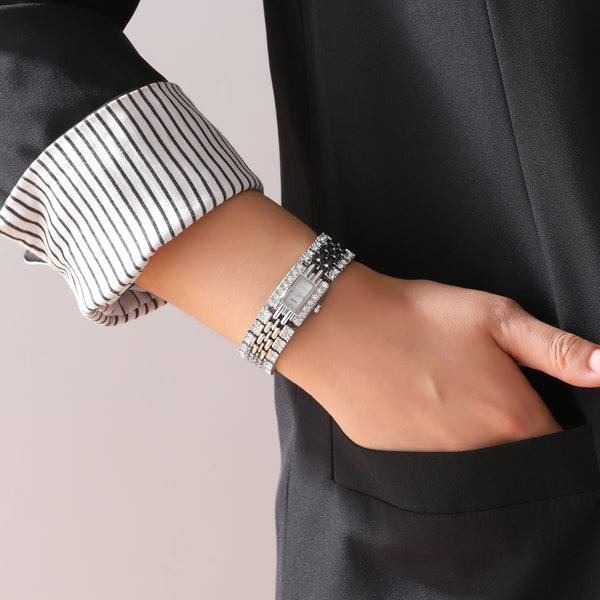 Royale Quartz Timepiece Watch