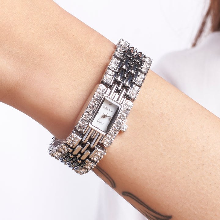 Royale Quartz Timepiece Watch
