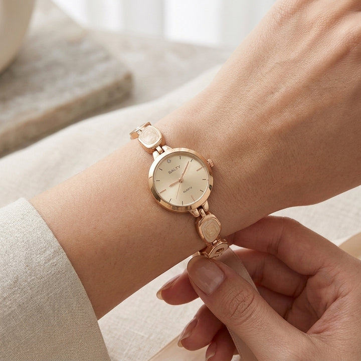 Mono Classic Designer Watch For Women