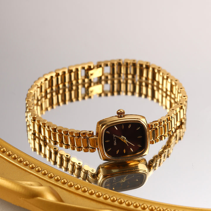 Maroon Majesty square Dial Watch
