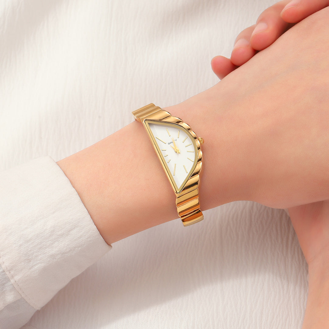 Golden Arc Elegance Watch