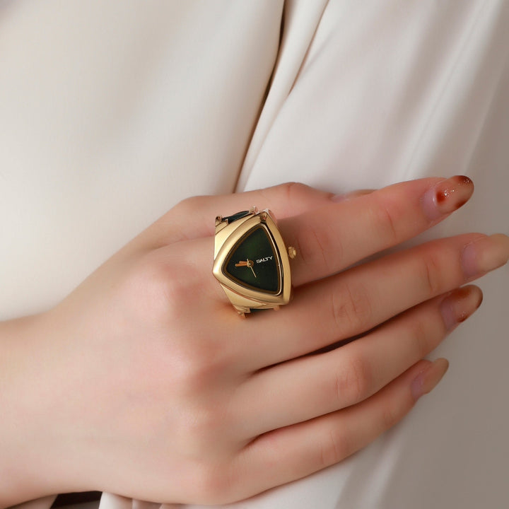 Velvet Curve Ring Watch - Green | Salty